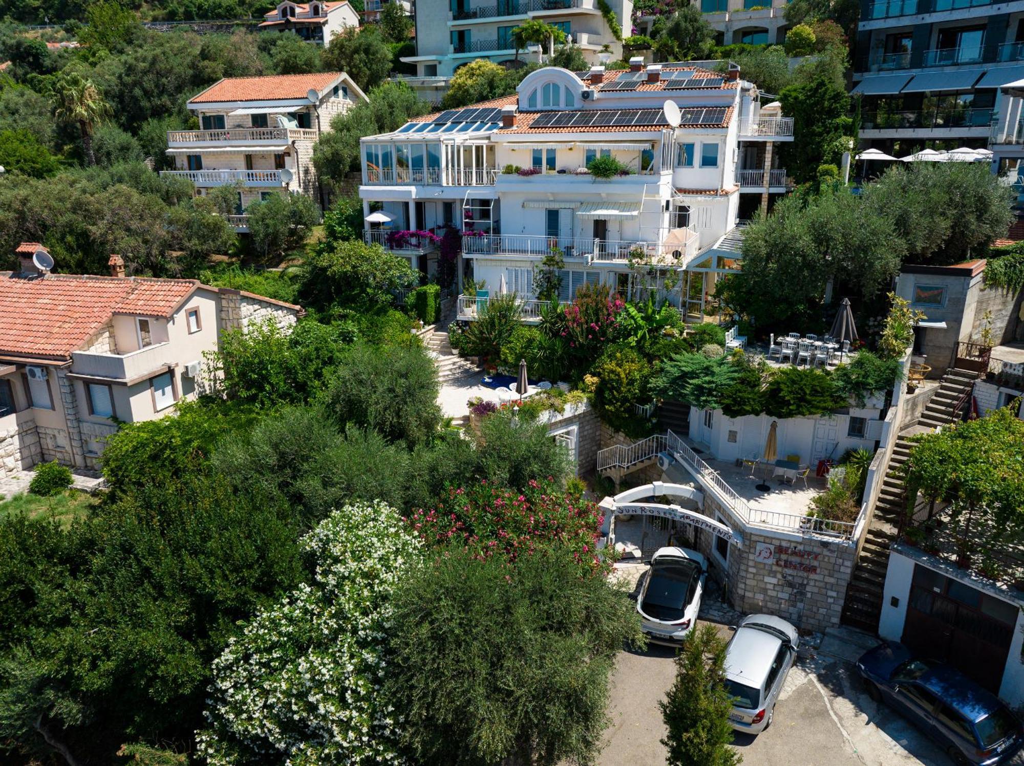 Sun Rose Apartments Sveti Stefan Ilha Sveti Stefan Exterior foto